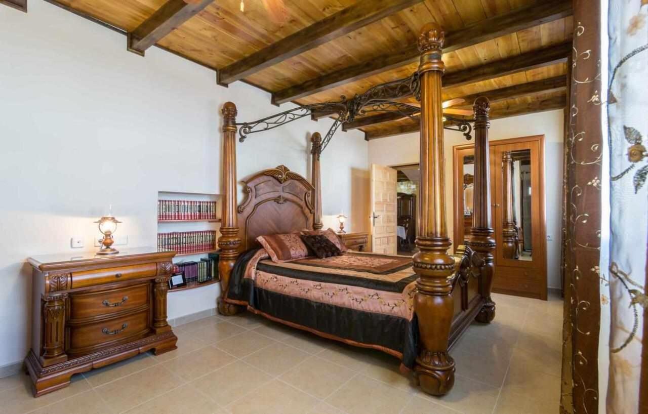 Casa Rural La Del Alba Seria Argamasilla de Alba Εξωτερικό φωτογραφία