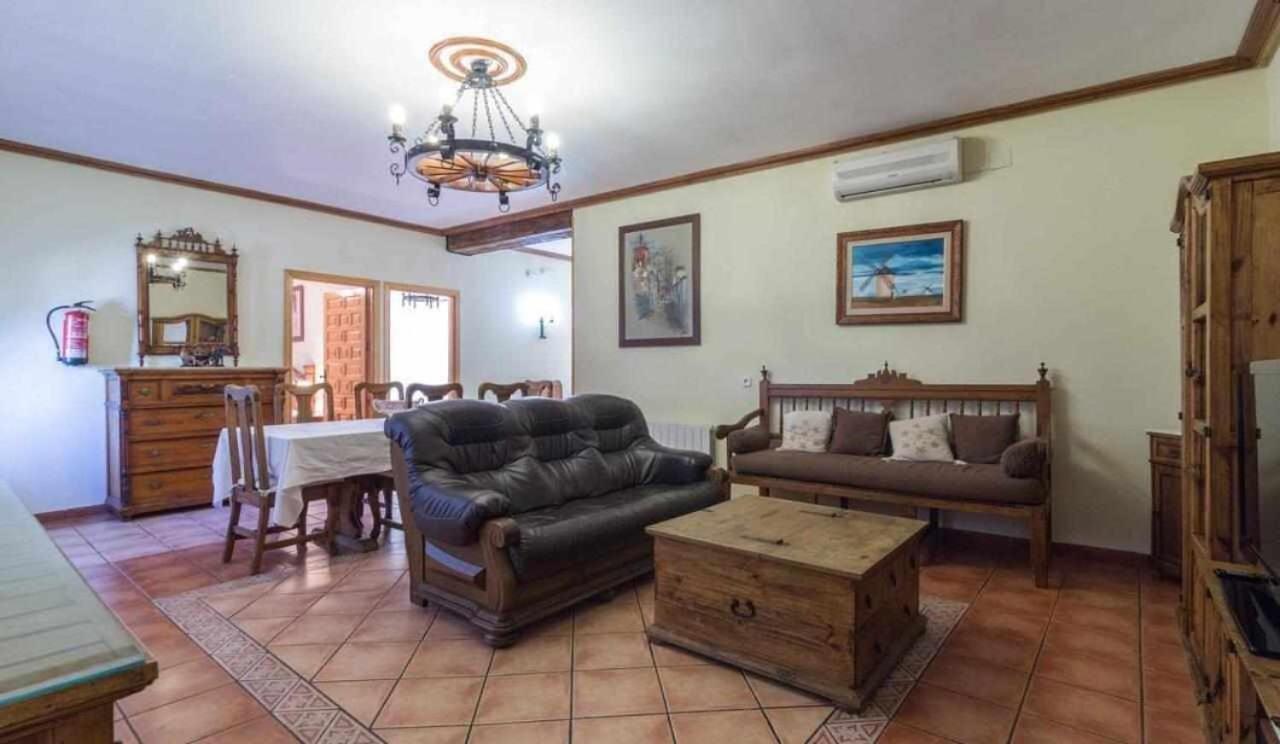 Casa Rural La Del Alba Seria Argamasilla de Alba Εξωτερικό φωτογραφία